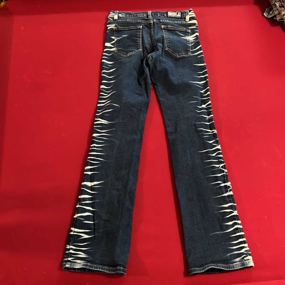 Jeans & Slacks - Picture 6 of 12